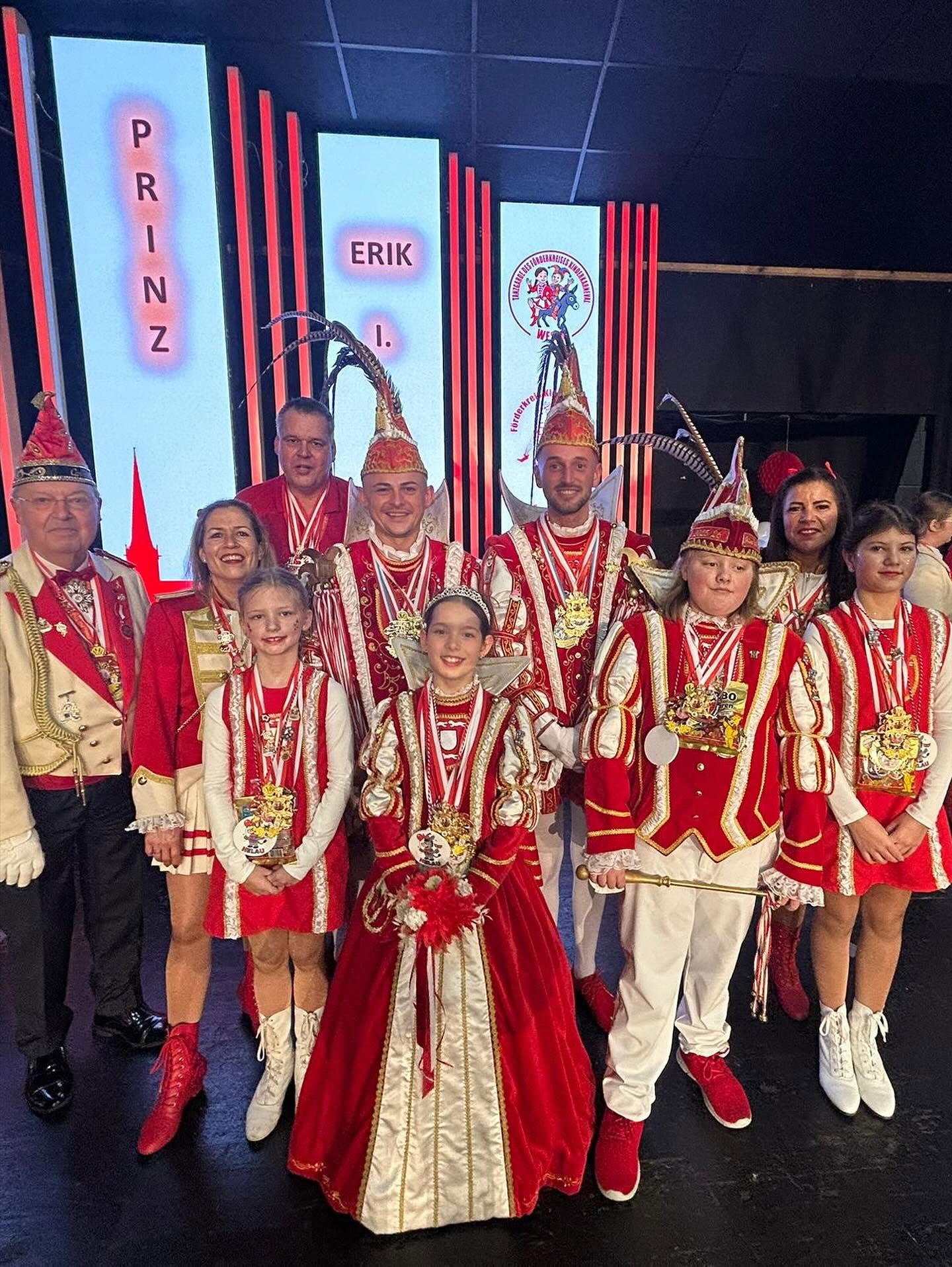 Kinderprinzenpaar mit Prinz Sebastian I. und Prinz Tim I.